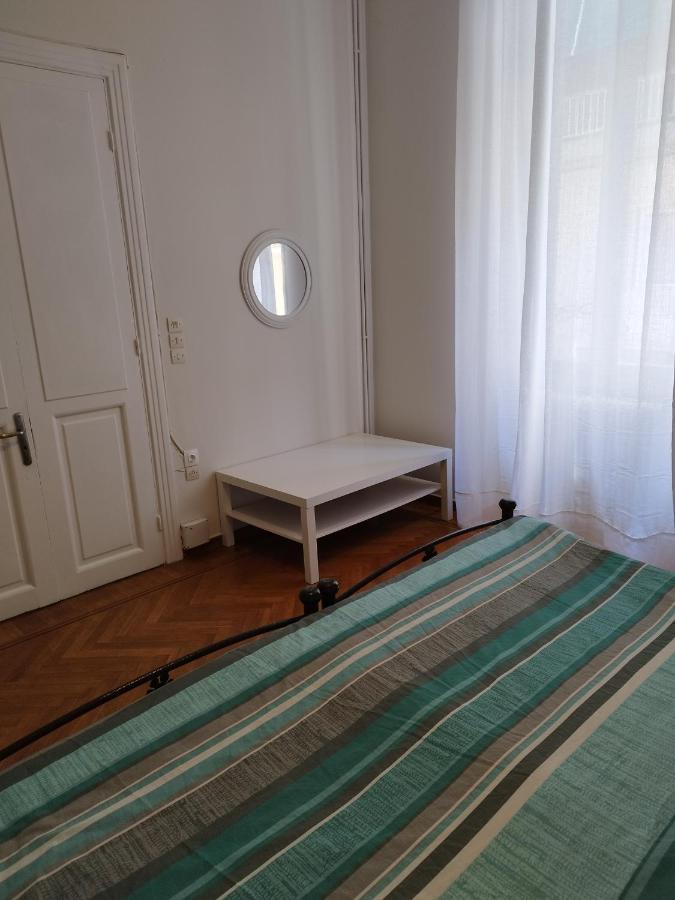 Комната Pilika 4Room With Shared Bath Atény Exteriér fotografie